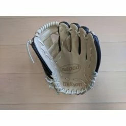 GRS-2018-86 Wilson RHT A2000 1786 Baseball Glove 11.5