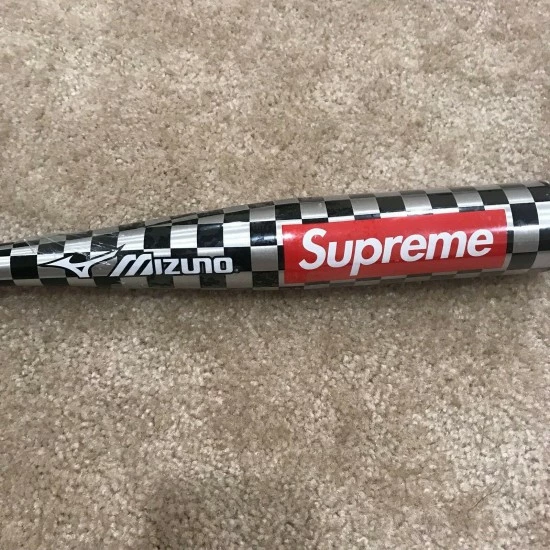 Supreme X Mizuno Aluminum Baseball Bat - Image 2