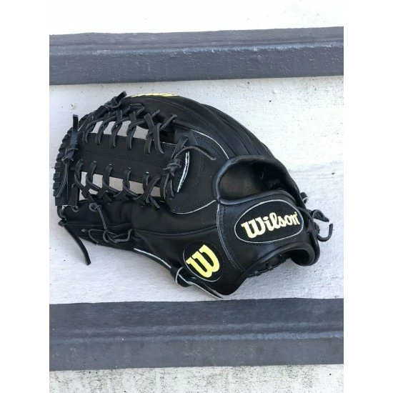 Wilson A2000 Baseball Glove - Image 5